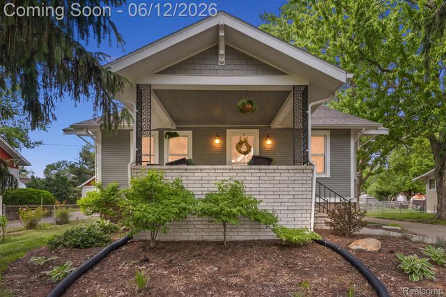 495 Lincoln Avenue, Clawson, MI 48017