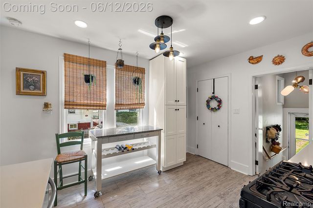 495 Lincoln Avenue, Clawson, MI 48017