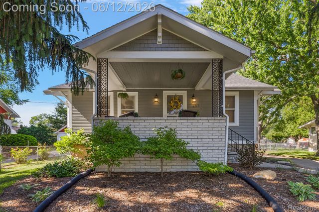 495 Lincoln Avenue, Clawson, MI 48017