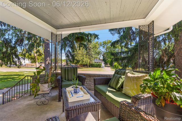 495 Lincoln Avenue, Clawson, MI 48017