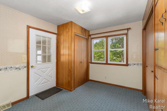3047 143rd Avenue, Dorr, MI 49323