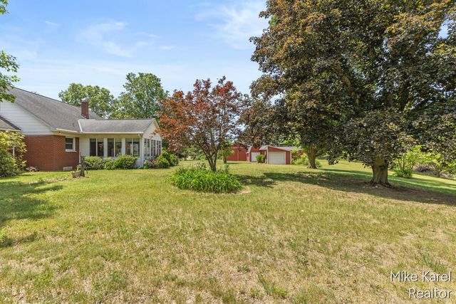 3047 143rd Avenue, Dorr, MI 49323