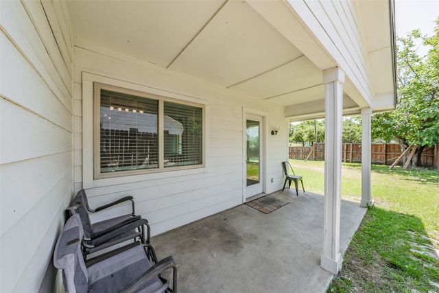 2034 Cedarwood Drive, Carrollton, TX 75007