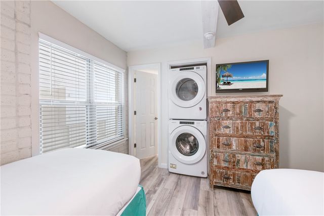 1421 S 11th St 113, Port Aransas, TX 78373