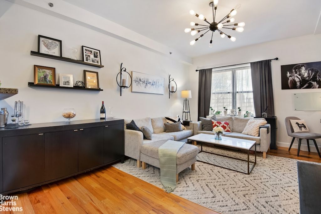 108 W 138th St Apt 2C, New York City, NY 10030