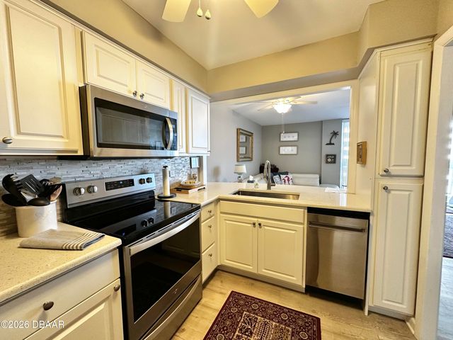 2800 N Atlantic Ave Unit 407, Daytona Beach, FL 32118