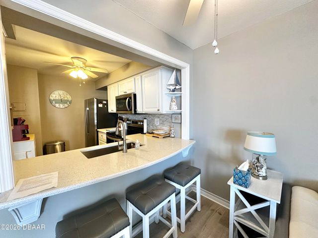 2800 N Atlantic Ave Unit 407, Daytona Beach, FL 32118