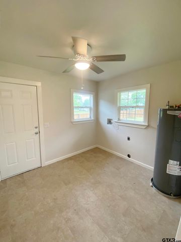 101 County Road 1475, Mt Pleasant, TX 75455