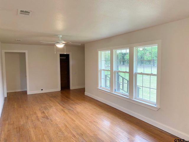 101 County Road 1475, Mt Pleasant, TX 75455