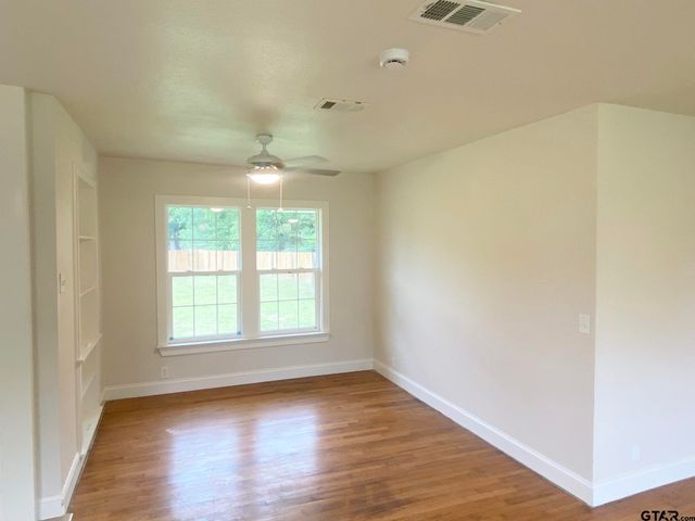 101 County Road 1475, Mt Pleasant, TX 75455
