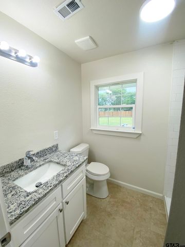 101 County Road 1475, Mt Pleasant, TX 75455
