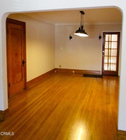 1807 E Glenoaks Boulevard, Glendale, CA 91206