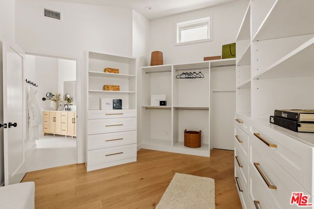 8225 Handley Avenue, Los Angeles, CA 90045