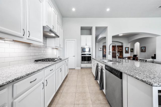 1345 Laurel Loop, Angleton, TX 77515