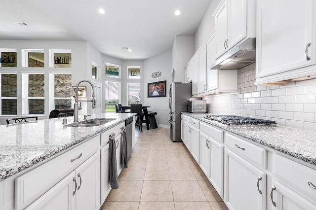 1345 Laurel Loop, Angleton, TX 77515