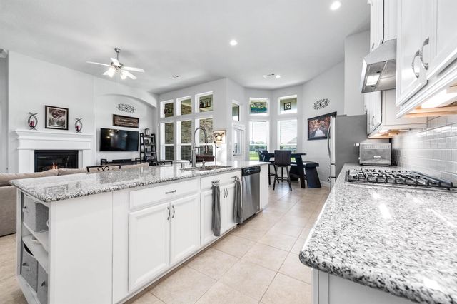 1345 Laurel Loop, Angleton, TX 77515