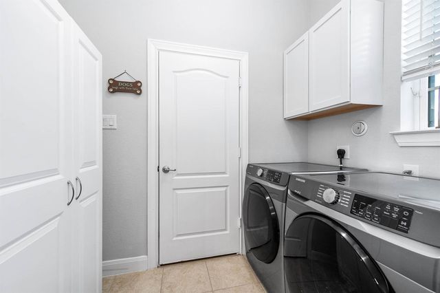1345 Laurel Loop, Angleton, TX 77515