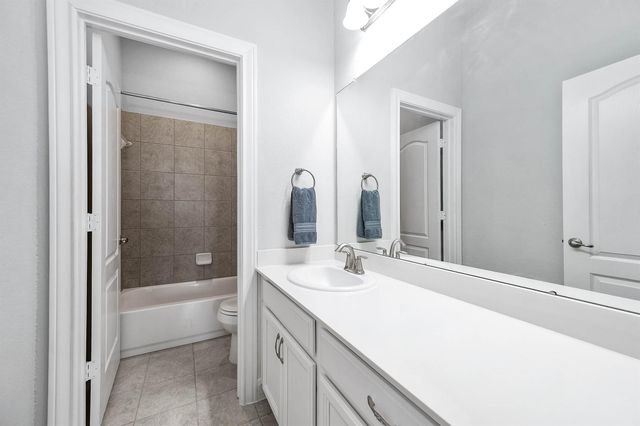 1345 Laurel Loop, Angleton, TX 77515