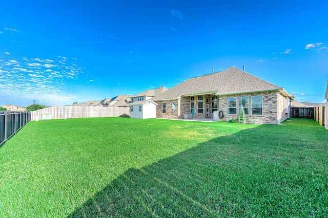 1345 Laurel Loop, Angleton, TX 77515