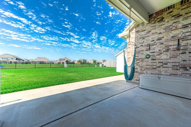 1345 Laurel Loop, Angleton, TX 77515