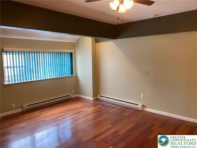 200 11th Street, Easton, PA 18042