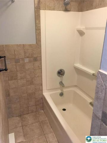 200 11th Street, Easton, PA 18042