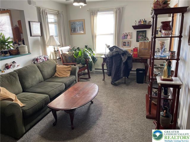 200 11th Street, Easton, PA 18042