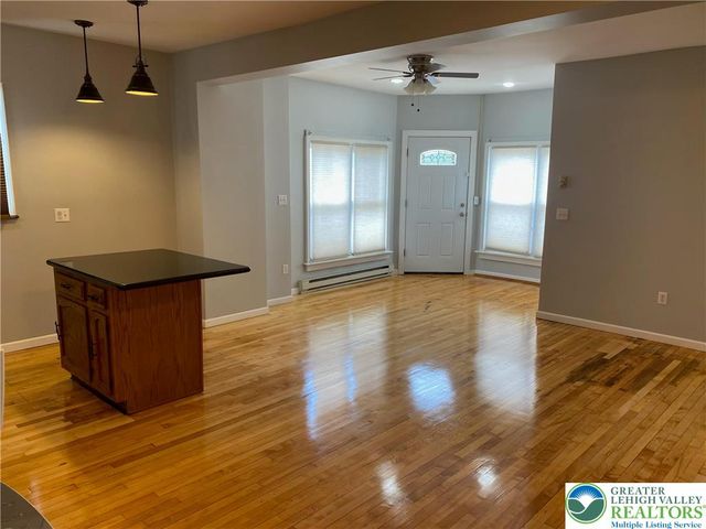 200 11th Street, Easton, PA 18042