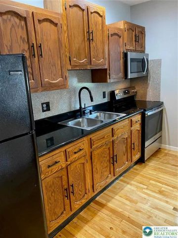 200 11th Street, Easton, PA 18042