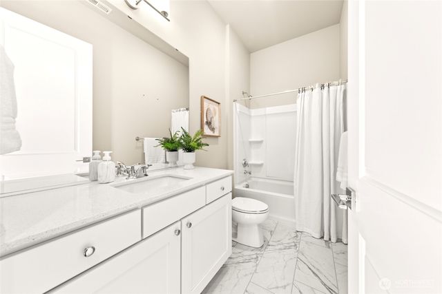 23612 SE Aspen Street, Black Diamond, WA 98010