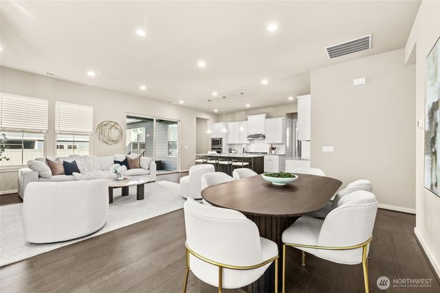 23612 SE Aspen Street, Black Diamond, WA 98010