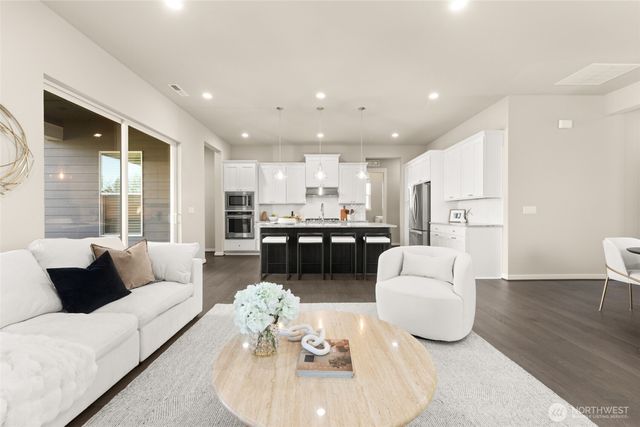 23612 SE Aspen Street, Black Diamond, WA 98010