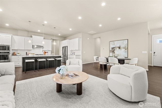 23612 SE Aspen Street, Black Diamond, WA 98010