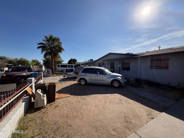 2324 N 48TH Avenue, Phoenix, AZ 85035
