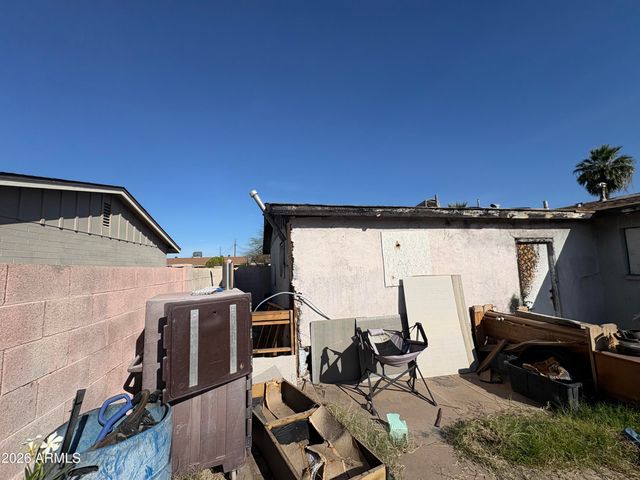 2324 N 48TH Avenue, Phoenix, AZ 85035