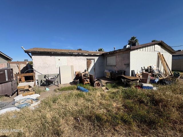 2324 N 48TH Avenue, Phoenix, AZ 85035