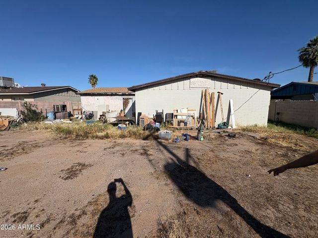 2324 N 48TH Avenue, Phoenix, AZ 85035