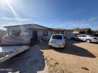 2324 N 48TH Avenue, Phoenix, AZ 85035