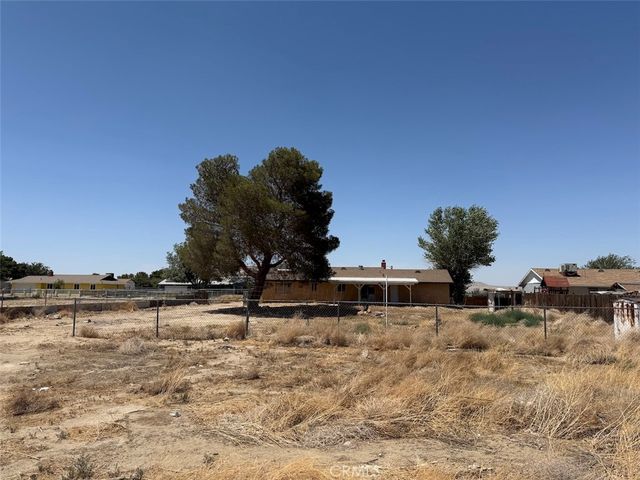 16254 Mossdale Avenue, Lancaster, CA 93535