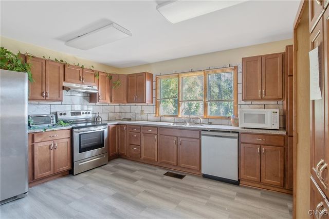 871 Oneida Street, Fulton, NY 13069