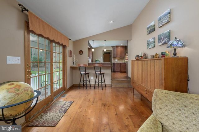1 STRAFFORD COURT, Medford, NJ 08055