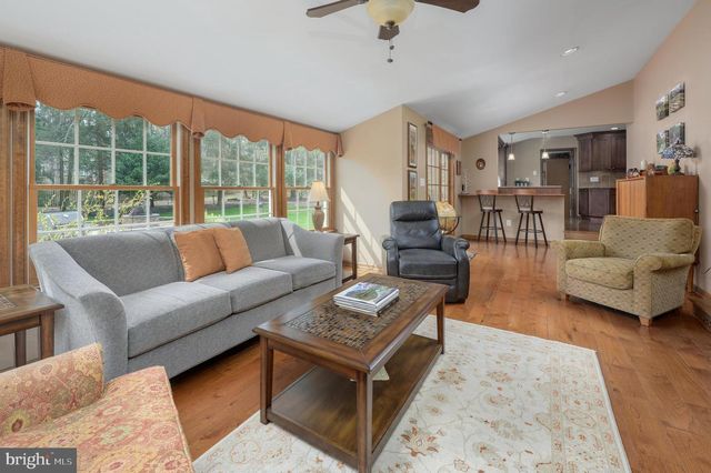 1 STRAFFORD COURT, Medford, NJ 08055