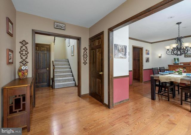 1 STRAFFORD COURT, Medford, NJ 08055