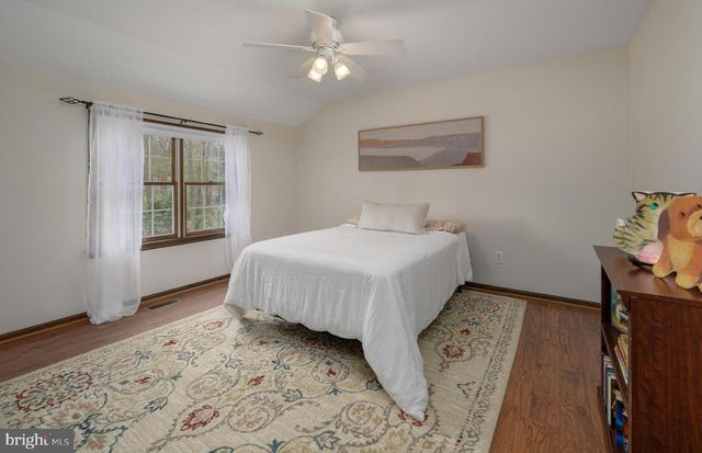 1 STRAFFORD COURT, Medford, NJ 08055