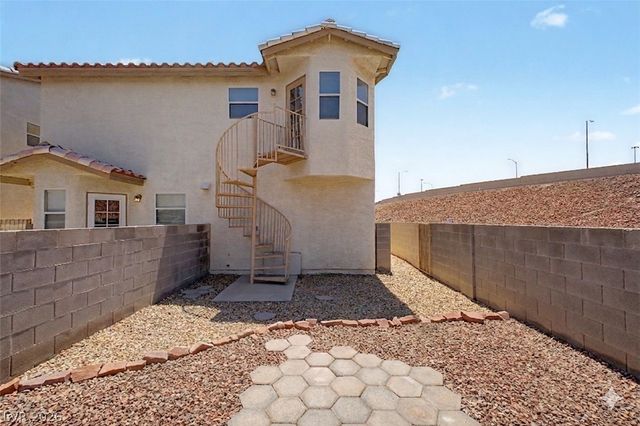 7572 Durham Hall Avenue 201, Las Vegas, NV 89130