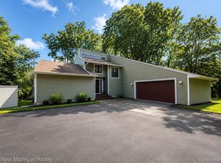 7156 River Road, Flushing Charter Township, MI 48433