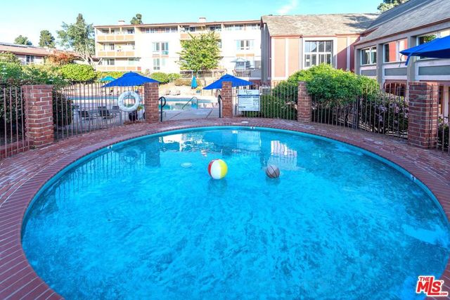 6425 Green Valley Circle 300, Culver City, CA 90230