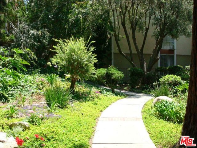 6425 Green Valley Circle 300, Culver City, CA 90230