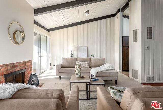 6425 Green Valley Circle 300, Culver City, CA 90230