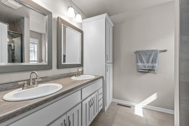 4761 N THISTLE LANE, Appleton, WI 54913